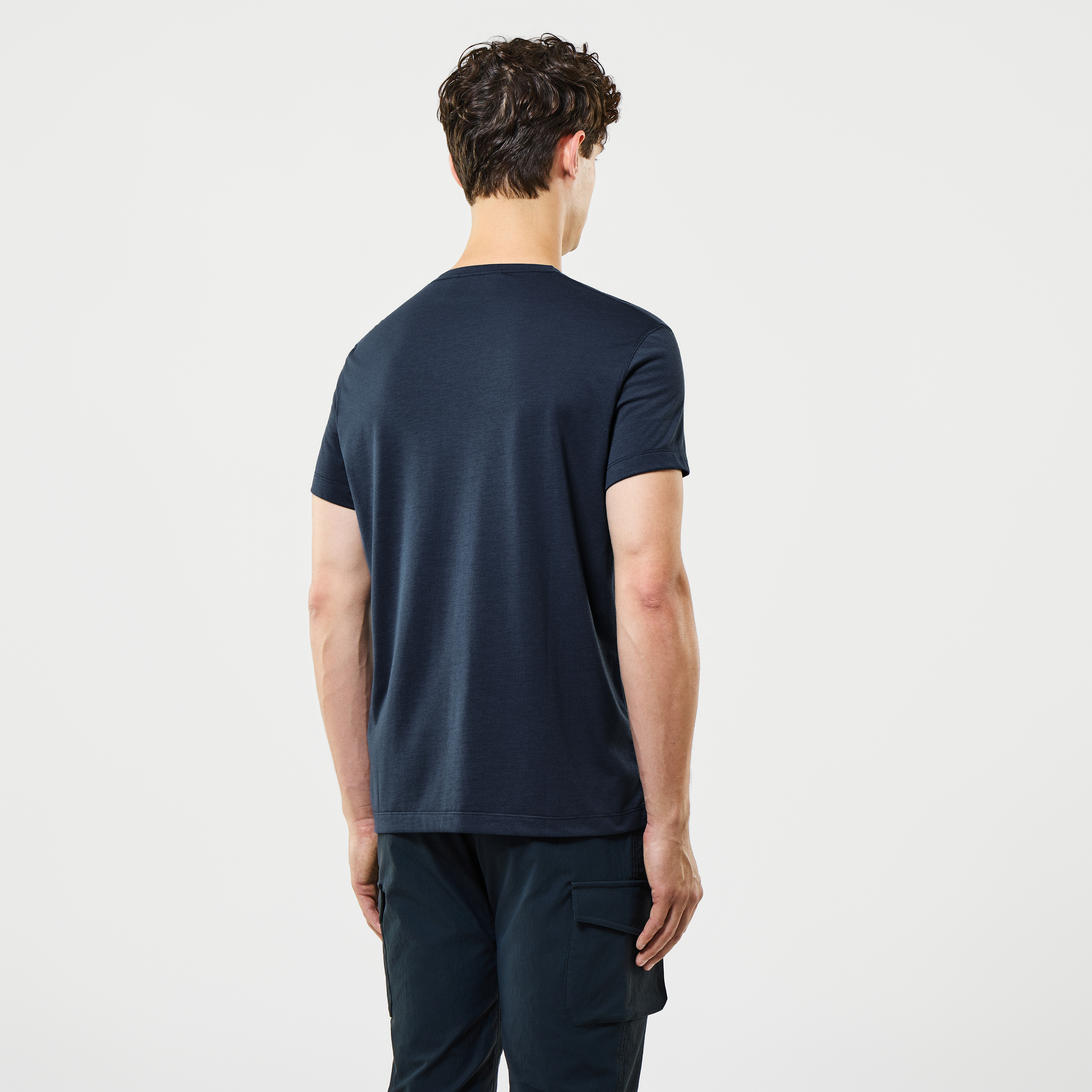 Box Logo stuttermabolur